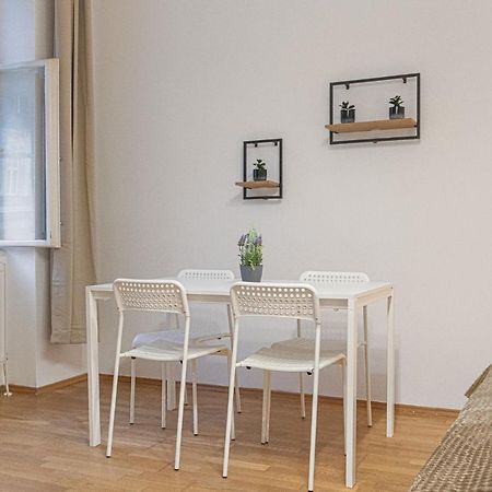 Pleasing 2Br Apt.-Perfect For Longstays Vienna Esterno foto
